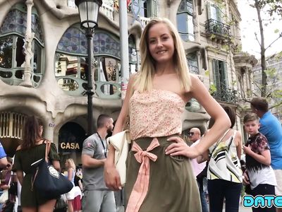 Пикапер на первом свидании развел на секс в отеле стройную блондинку